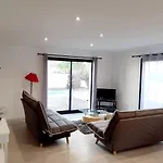 Familiale Avec Piscine Chauffee Calme Proche Du Centre 구장메스트라