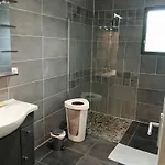 Familiale Avec Piscine Chauffee Calme Proche Du Centre