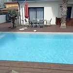 Familiale Avec Piscine Chauffee Calme Proche Du Centre * 구장메스트라