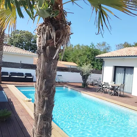 Familiale Avec Piscine Chauffee Calme Proche Du Centre فيلة غوجان-ميستراس